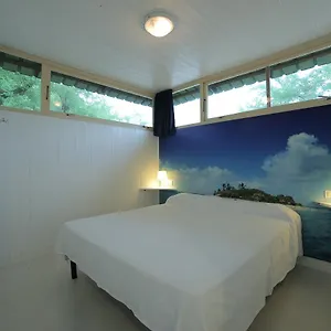 malibu-beach-camping-village.hotelinveneto.com/