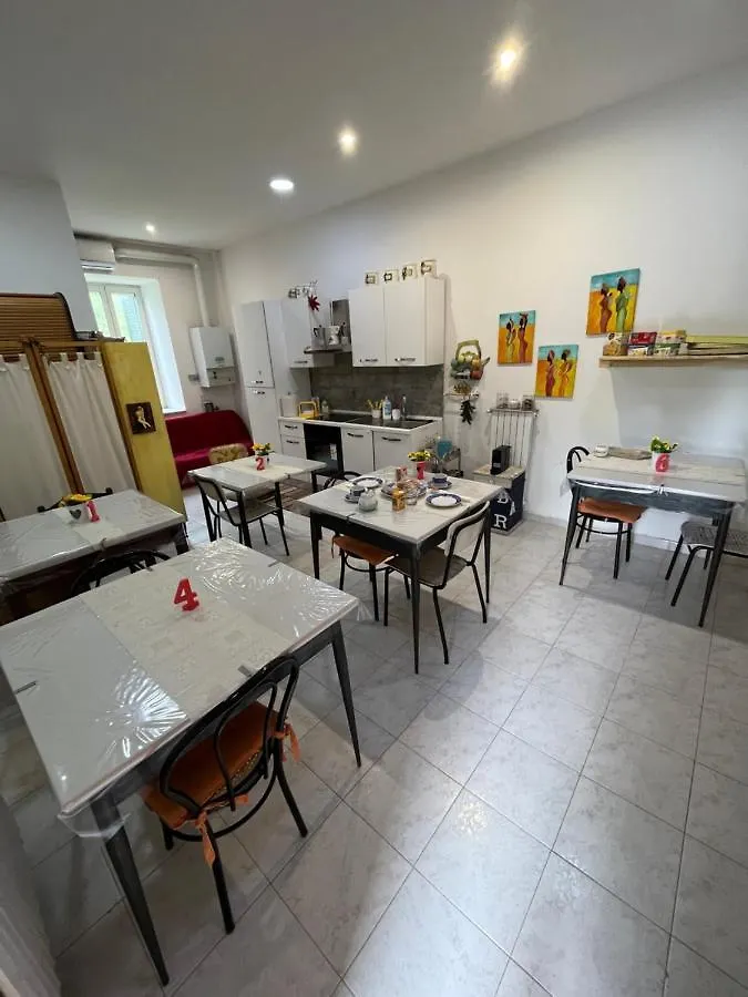 Casa Del Sorriso Hotel Napoli 0*,  Italien
